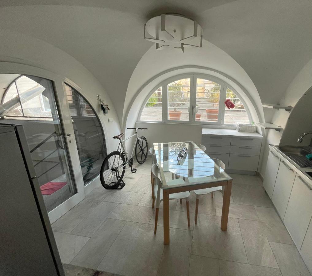 Loft “Cinema Galleria” Apartman Bari Kültér fotó